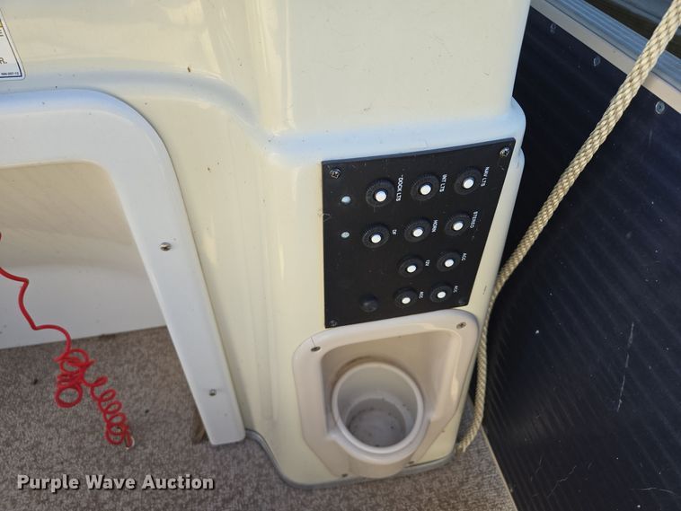 image for item EE8612 2014 Playcraft Clipper 2400  pontoon boat