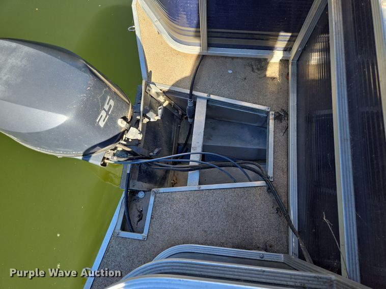 image for item EE8612 2014 Playcraft Clipper 2400  pontoon boat