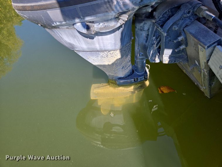 image for item EE8612 2014 Playcraft Clipper 2400  pontoon boat