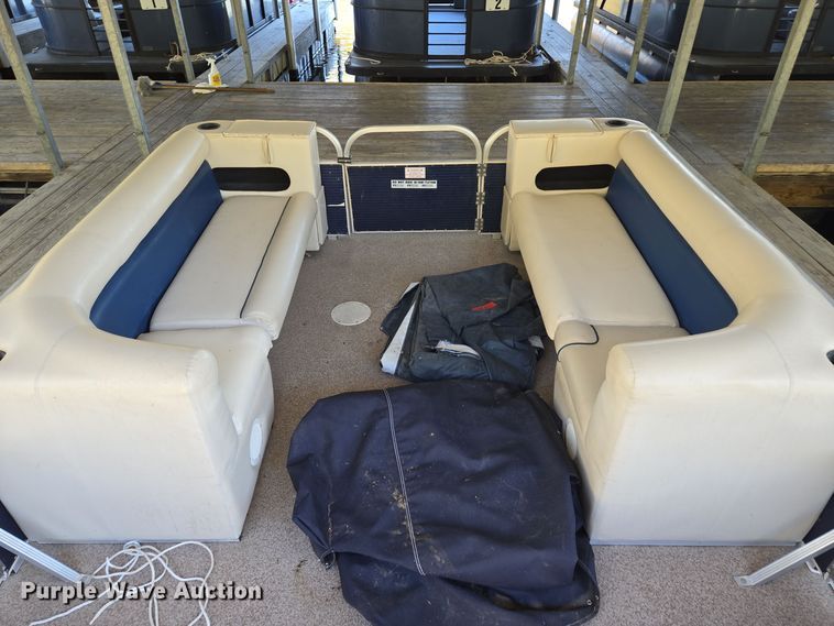 image for item EE8613 2014 Playcraft  Clipper  pontoon boat