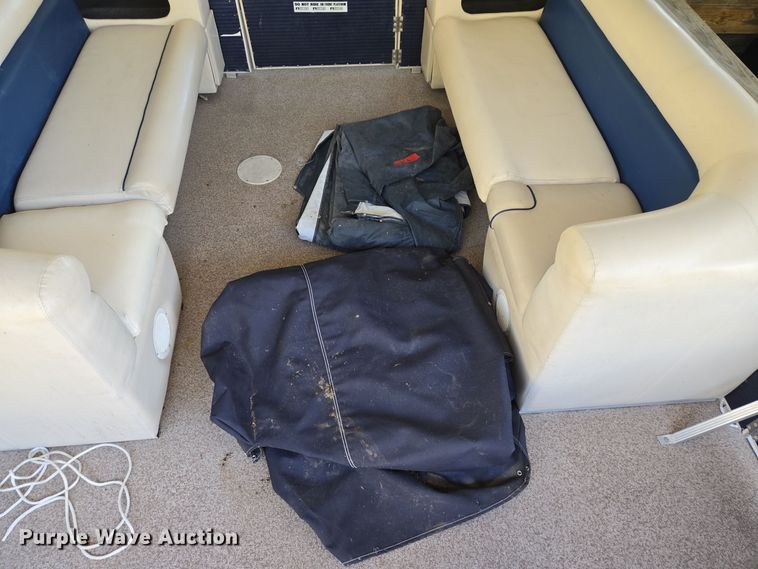 image for item EE8613 2014 Playcraft  Clipper  pontoon boat