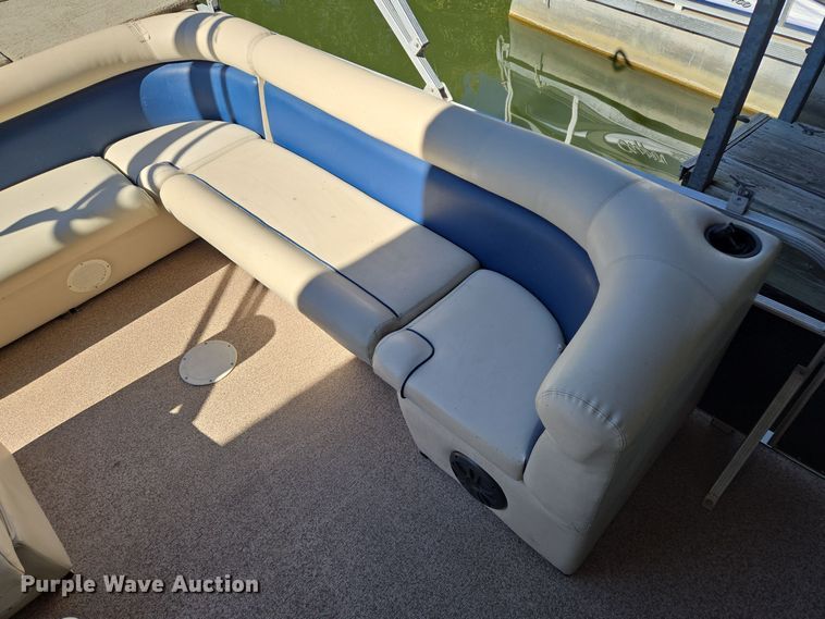 image for item EE8613 2014 Playcraft  Clipper  pontoon boat