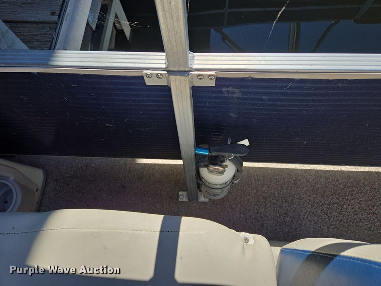 image for item EE8613 2014 Playcraft  Clipper  pontoon boat