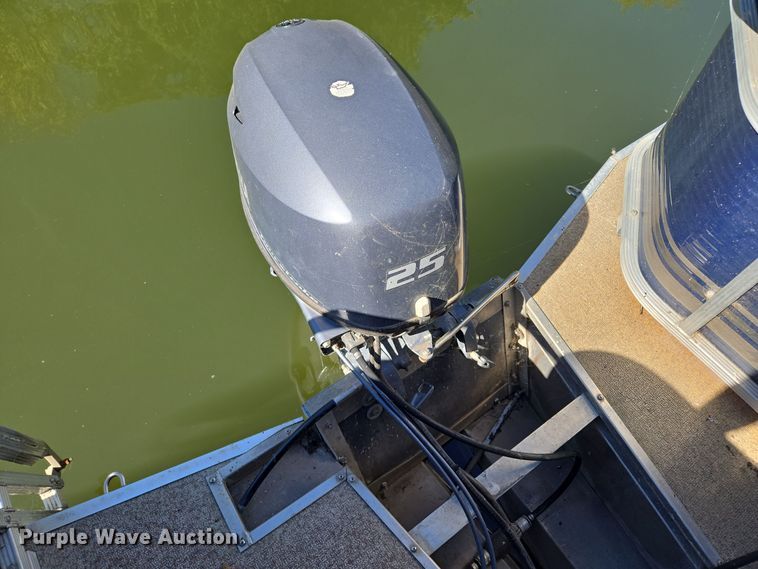 image for item EE8613 2014 Playcraft  Clipper  pontoon boat