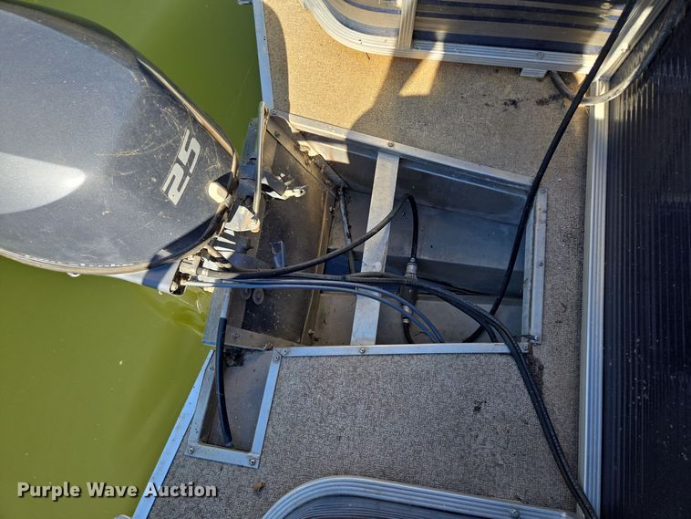 image for item EE8613 2014 Playcraft  Clipper  pontoon boat