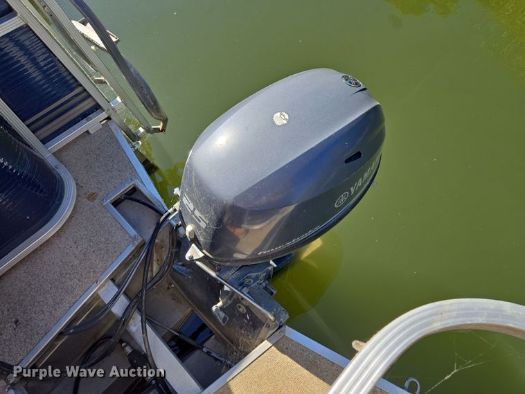 image for item EE8613 2014 Playcraft  Clipper  pontoon boat