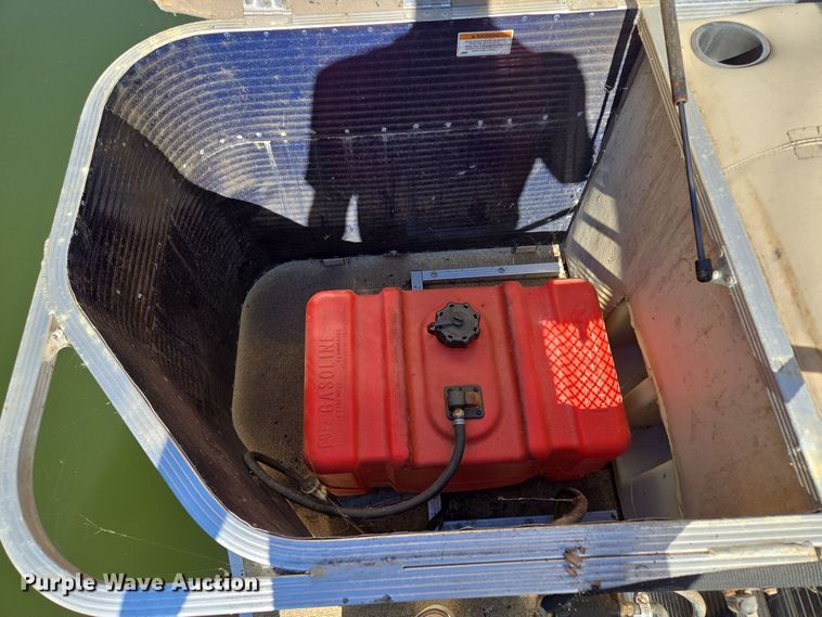 image for item EE8613 2014 Playcraft  Clipper  pontoon boat