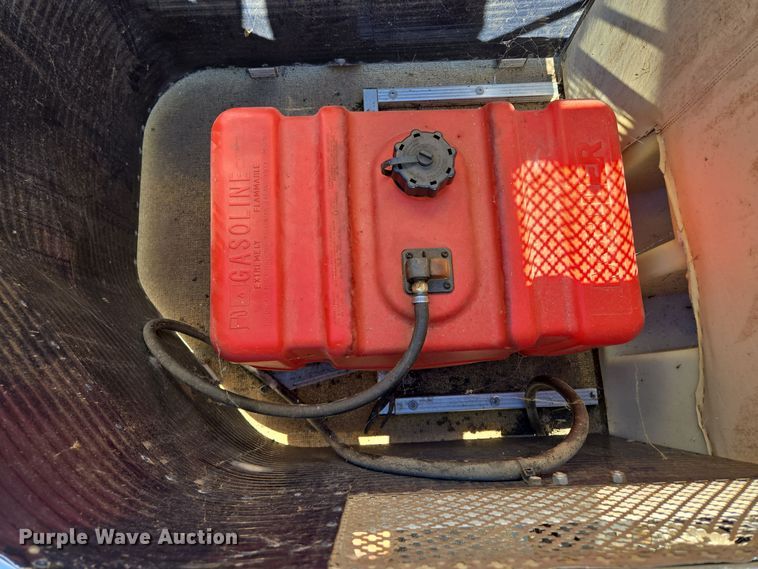 image for item EE8613 2014 Playcraft  Clipper  pontoon boat