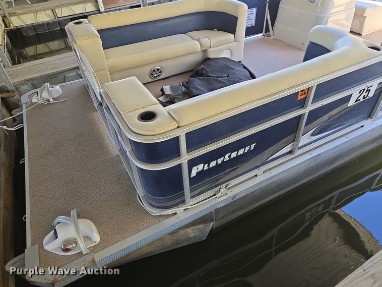 image for item EE8614 2016 Playcraft Clipper 2400 2016 pontoon boat