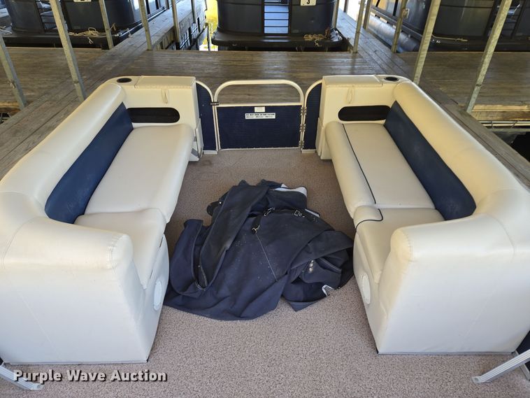 image for item EE8614 2016 Playcraft Clipper 2400 2016 pontoon boat