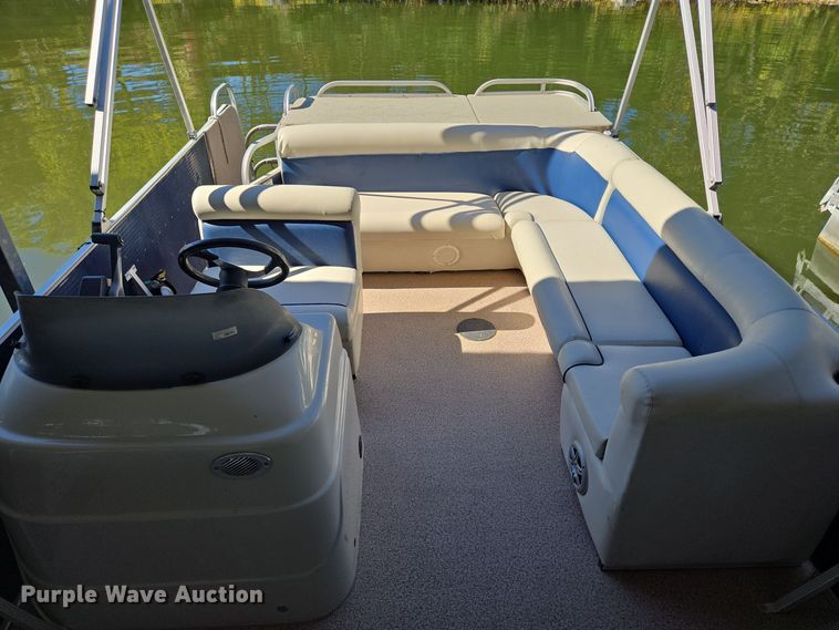 image for item EE8614 2016 Playcraft Clipper 2400 2016 pontoon boat