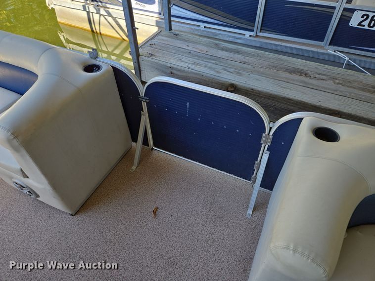 image for item EE8614 2016 Playcraft Clipper 2400 2016 pontoon boat