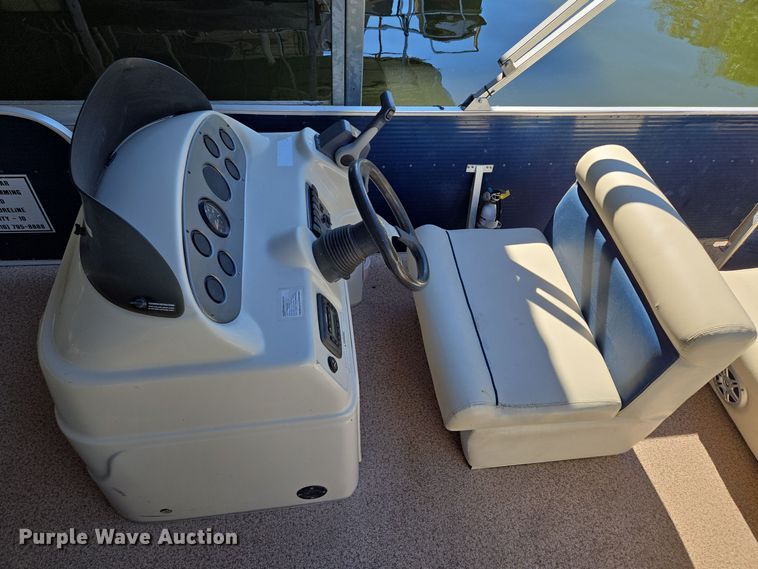 image for item EE8614 2016 Playcraft Clipper 2400 2016 pontoon boat