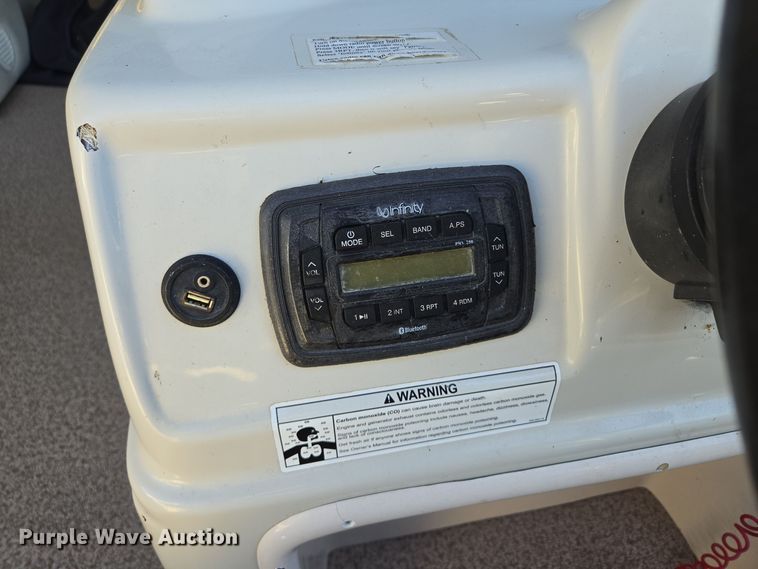 image for item EE8614 2016 Playcraft Clipper 2400 2016 pontoon boat