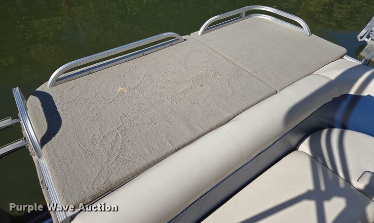 image for item EE8614 2016 Playcraft Clipper 2400 2016 pontoon boat