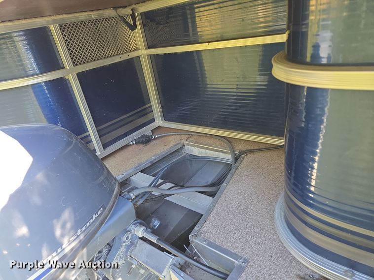 image for item EE8614 2016 Playcraft Clipper 2400 2016 pontoon boat