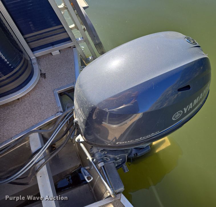 image for item EE8614 2016 Playcraft Clipper 2400 2016 pontoon boat