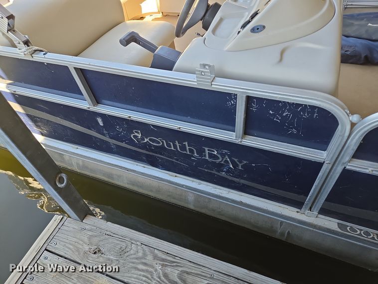 image for item EE8615 2011 South Bay  424CR LSR pontoon boat