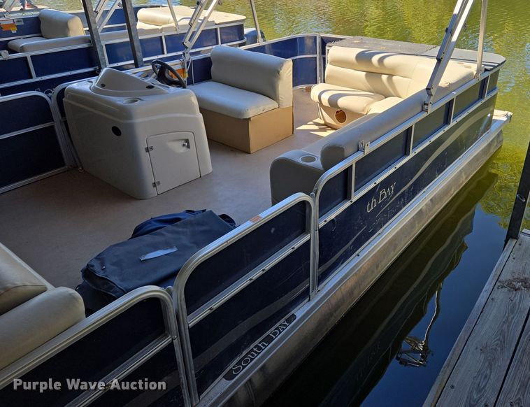 image for item EE8615 2011 South Bay  424CR LSR pontoon boat