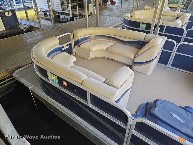 image for item EE8615 2011 South Bay  424CR LSR pontoon boat