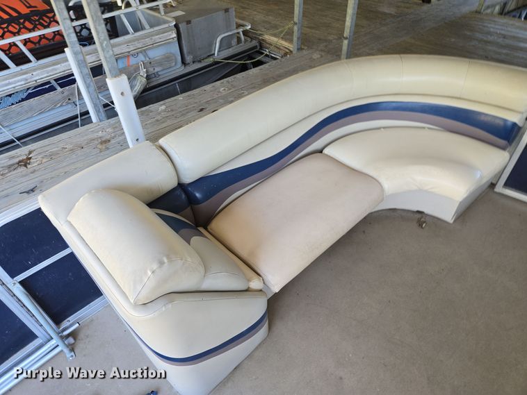 image for item EE8615 2011 South Bay  424CR LSR pontoon boat