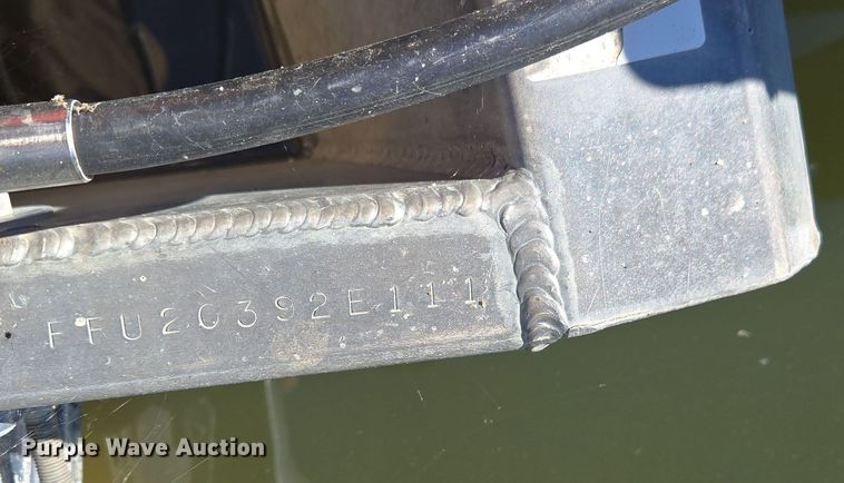 image for item EE8615 2011 South Bay  424CR LSR pontoon boat