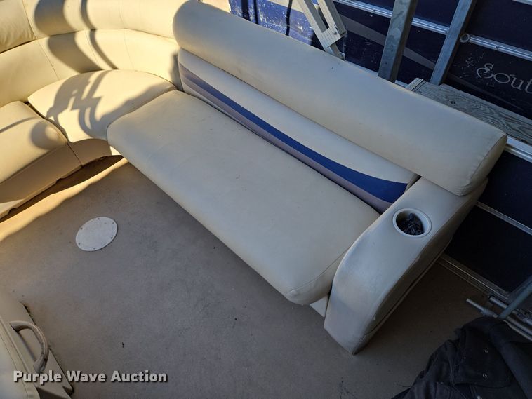 image for item EE8616 2011 South Bay  Clipper pontoon boat