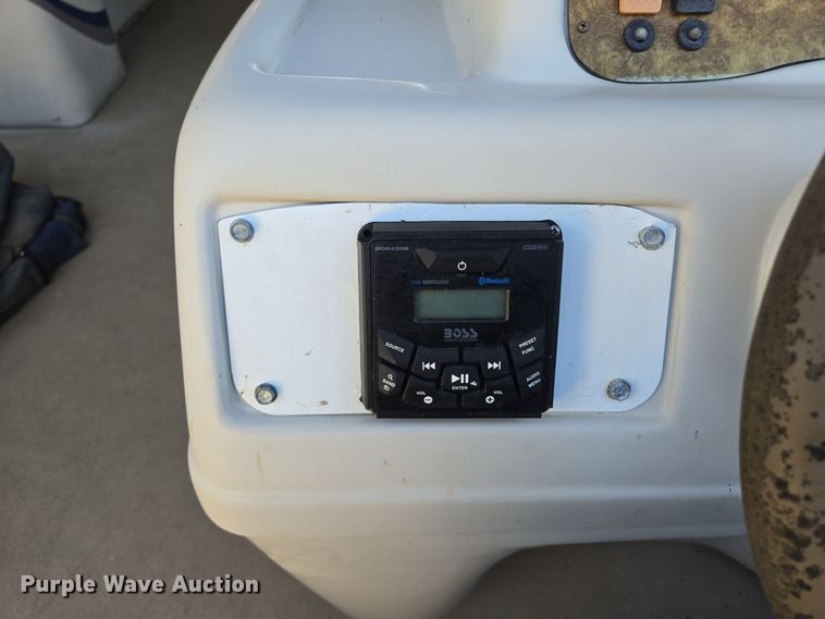 image for item EE8616 2011 South Bay  Clipper pontoon boat