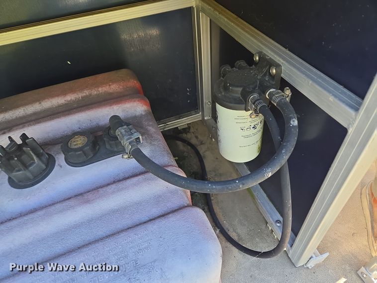 image for item EE8616 2011 South Bay  Clipper pontoon boat