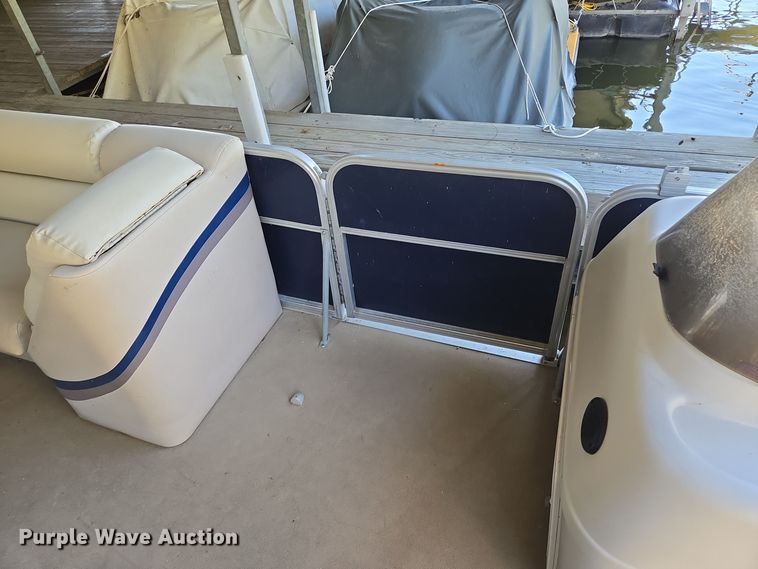 image for item EE8616 2011 South Bay  Clipper pontoon boat