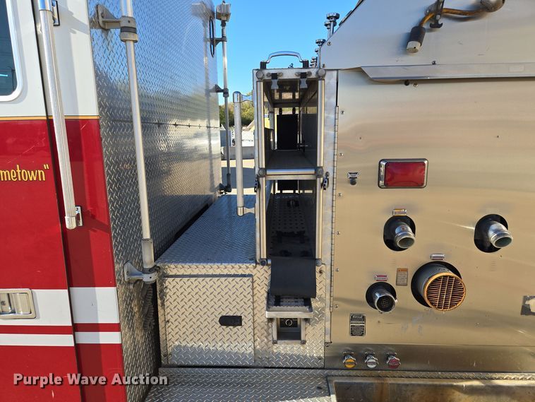 image for item EE8629 2008 Sutphen Custom Pumper  pumper fire truck