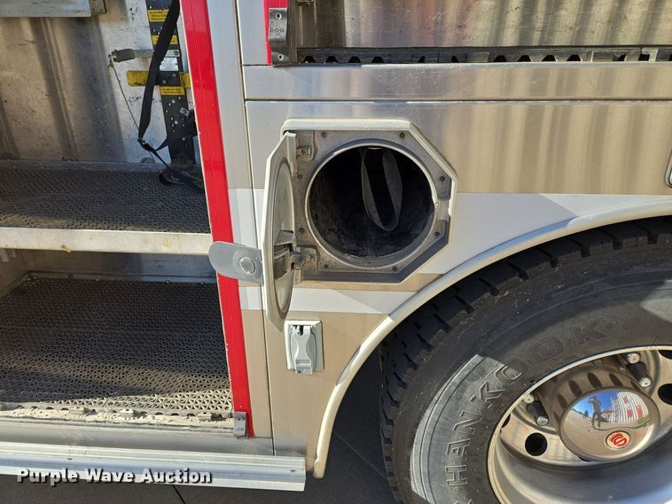 image for item EE8629 2008 Sutphen Custom Pumper  pumper fire truck