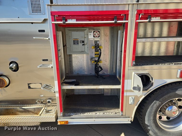 image for item EE8629 2008 Sutphen Custom Pumper  pumper fire truck