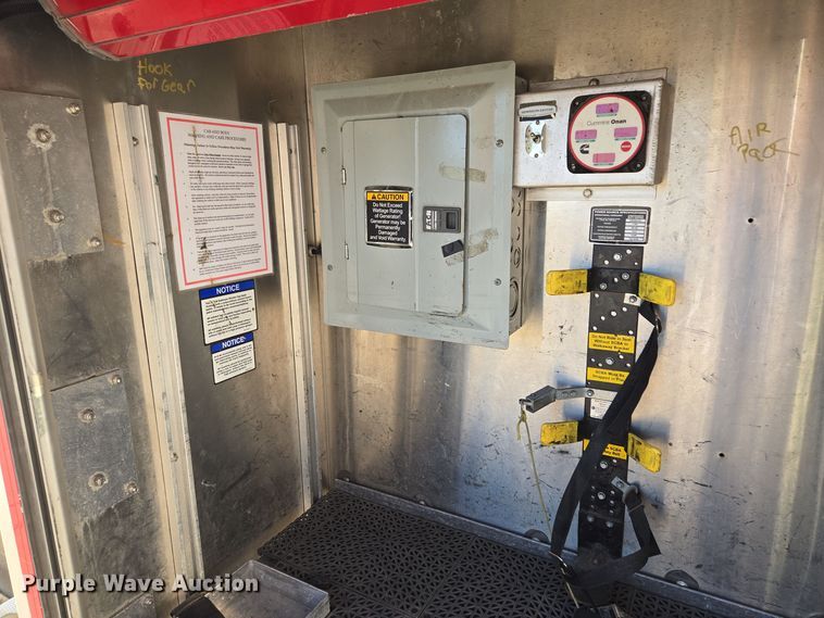 image for item EE8629 2008 Sutphen Custom Pumper  pumper fire truck