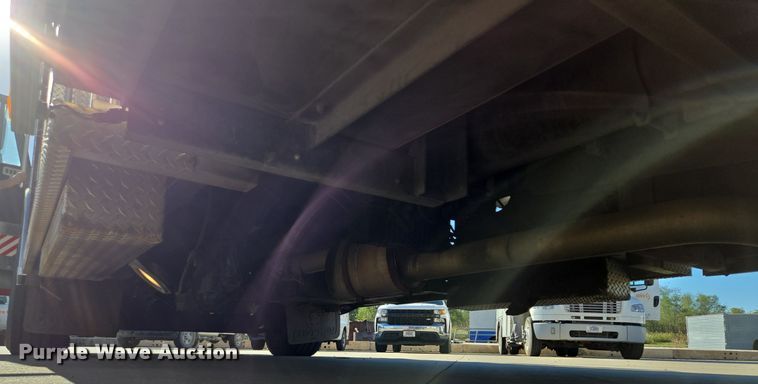 image for item EE8629 2008 Sutphen Custom Pumper  pumper fire truck