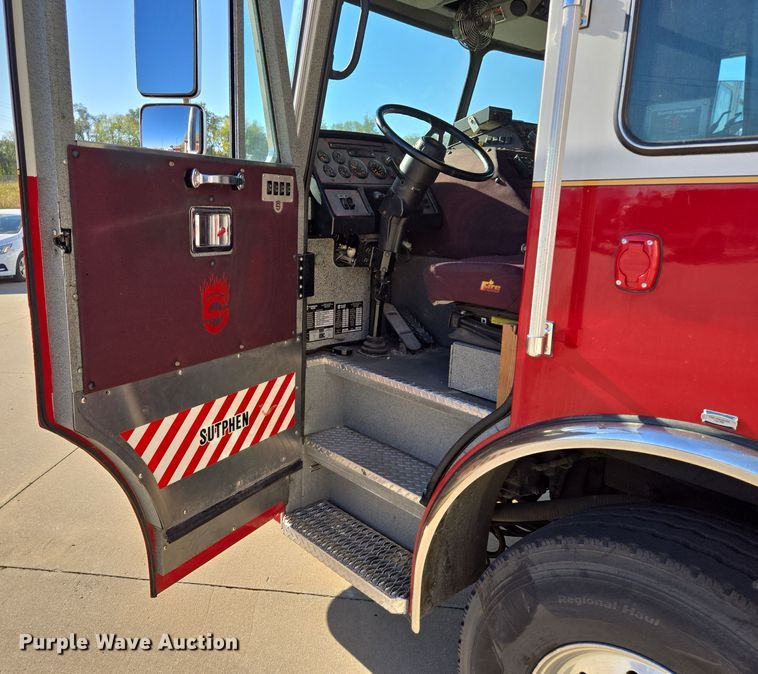 image for item EE8629 2008 Sutphen Custom Pumper  pumper fire truck