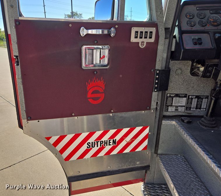 image for item EE8629 2008 Sutphen Custom Pumper  pumper fire truck