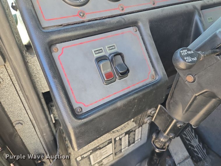 image for item EE8629 2008 Sutphen Custom Pumper  pumper fire truck