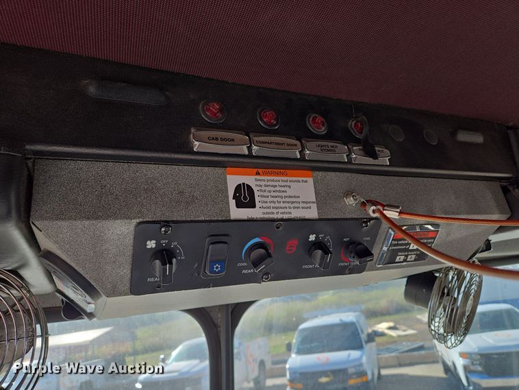 image for item EE8629 2008 Sutphen Custom Pumper  pumper fire truck