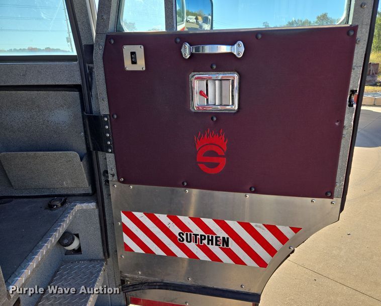 image for item EE8629 2008 Sutphen Custom Pumper  pumper fire truck