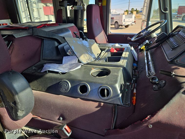 image for item EE8629 2008 Sutphen Custom Pumper  pumper fire truck