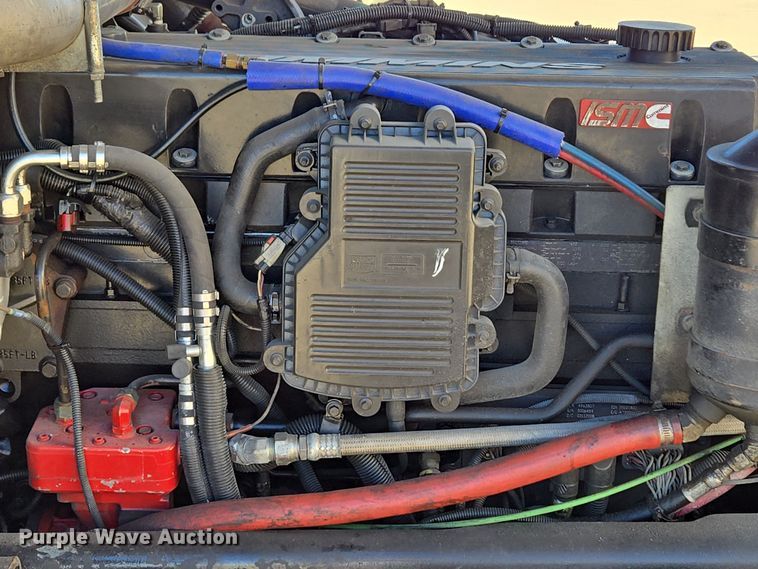 image for item EE8629 2008 Sutphen Custom Pumper  pumper fire truck