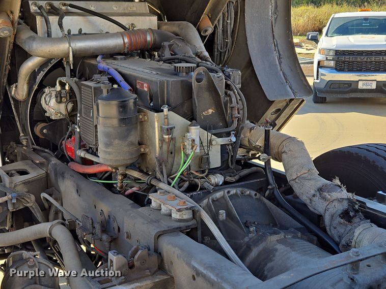 image for item EE8629 2008 Sutphen Custom Pumper  pumper fire truck