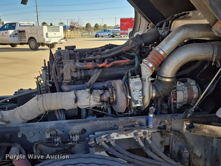 image for item EE8629 2008 Sutphen Custom Pumper  pumper fire truck