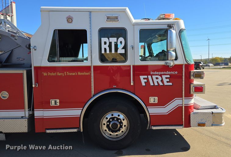 image for item EE8630 2009 Sutphen Mini Tower 75' 4 section  Quint fire truck