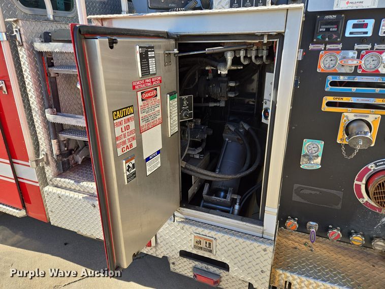 image for item EE8630 2009 Sutphen Mini Tower 75' 4 section  Quint fire truck