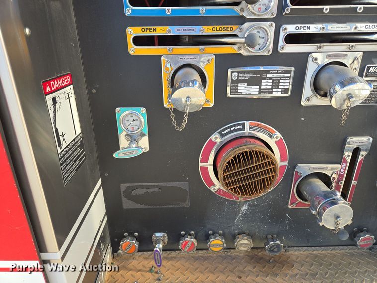 image for item EE8630 2009 Sutphen Mini Tower 75' 4 section  Quint fire truck