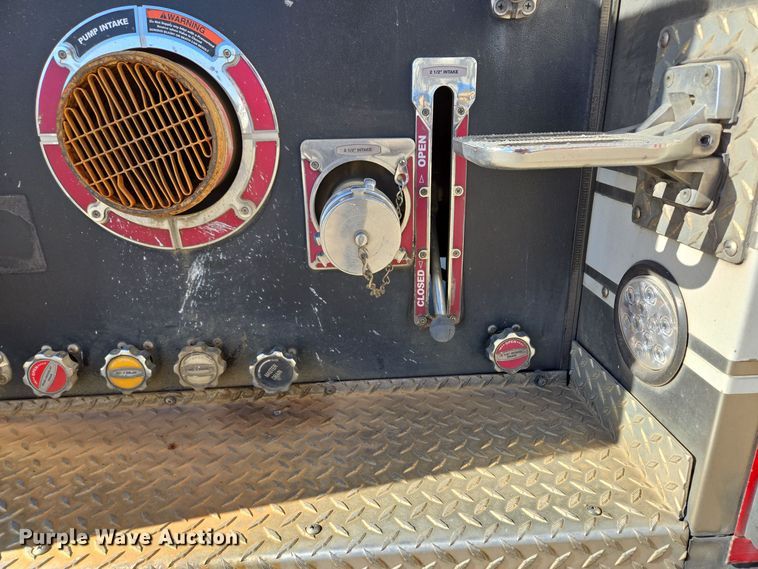 image for item EE8630 2009 Sutphen Mini Tower 75' 4 section  Quint fire truck