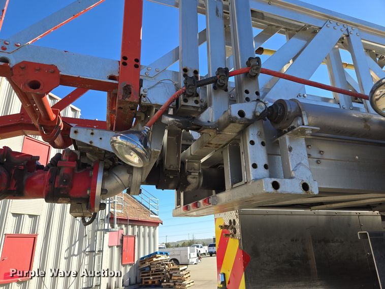 image for item EE8630 2009 Sutphen Mini Tower 75' 4 section  Quint fire truck