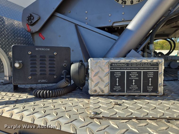 image for item EE8630 2009 Sutphen Mini Tower 75' 4 section  Quint fire truck